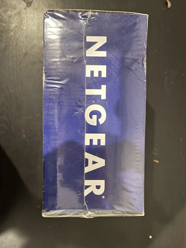 NETGEAR ProSafe (FS108) 8-Ports External Switch 10-100 Desktop Switch - Image 3 of 4