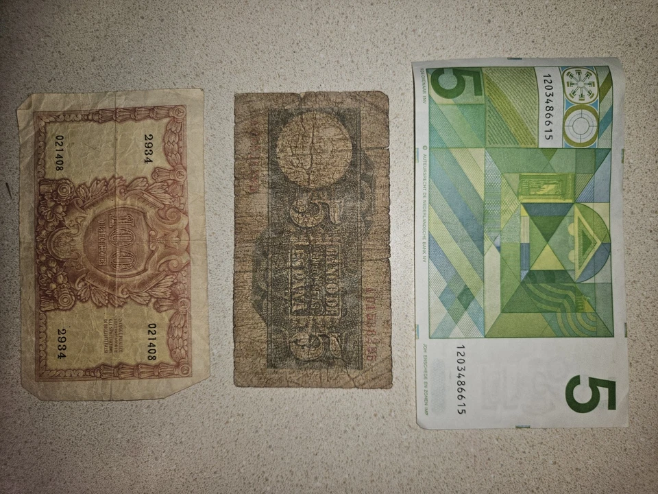 Multiple Old Circulated Bills - Image 2 of 4