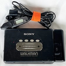 SONY WM-EX811 1995 Walkman W/Accessories Cassette Player Made in Japan Tested
