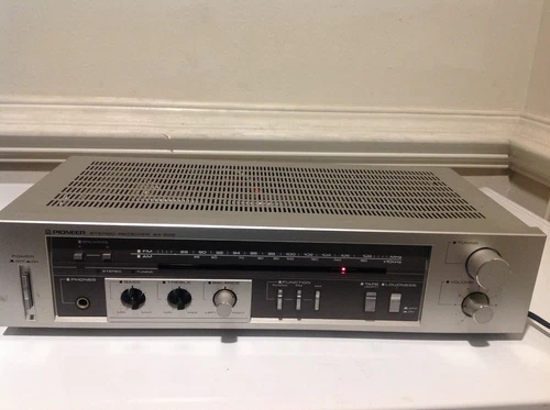 Vintage Pioneer Stereo Receiver SX-202