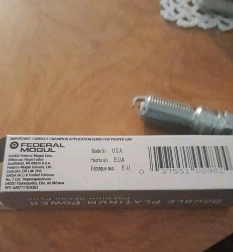 4 Pk New Double Platinum Power Spark Plugs, Champion Spark Plugs, No. 7981 - Picture 7 of 7