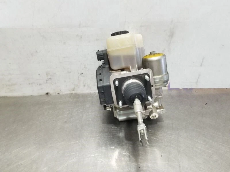 2005-2009 Toyota 4Runner ABS Pump Power Brake Booster Assembly OEM - Imagem 2 de 4
