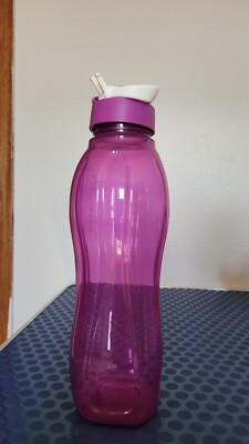 1.5qt Purple Tupperware Eco Water Bottle with handle