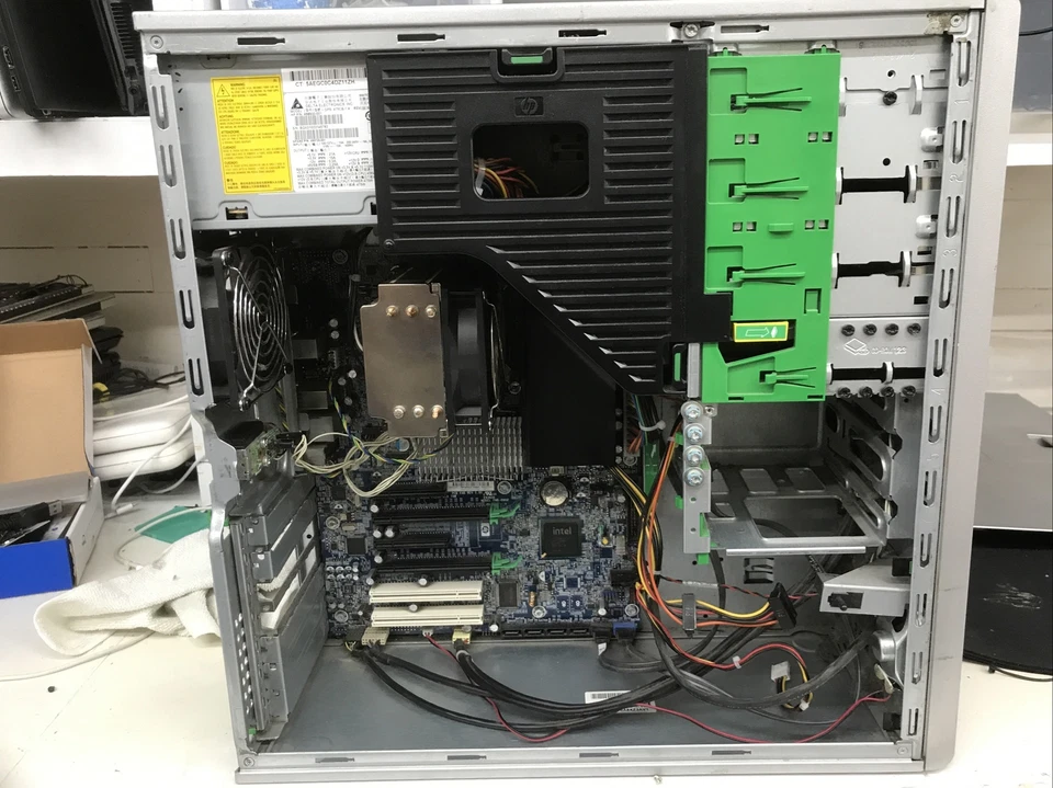 HP Z400 Workstation Good Power Supply - Image 3 of 4