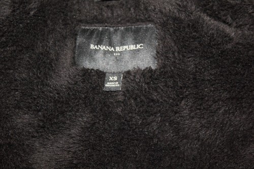 Banana Republic puffer vest faux fur hood black ladies XS fitted Y2K cinch waist - Picture 12 of 14