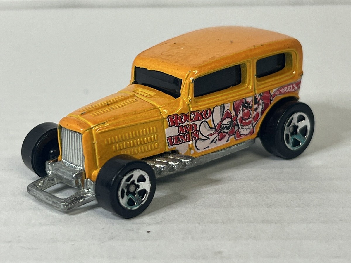 Hot Wheels 2001 Midnight Otto Rocko And Venus Clown Diecast Toy
