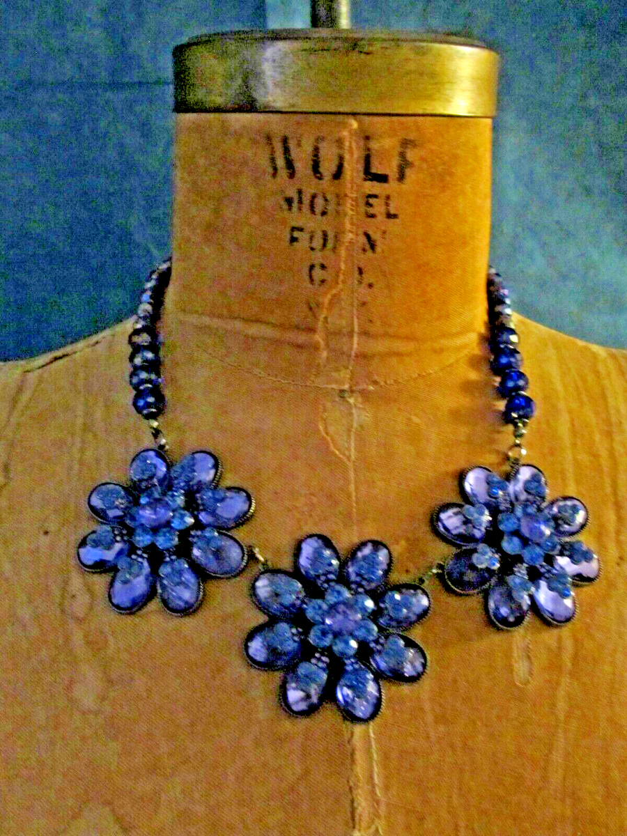Vintage dark blue Macy's costume jewelry necklace from 2010