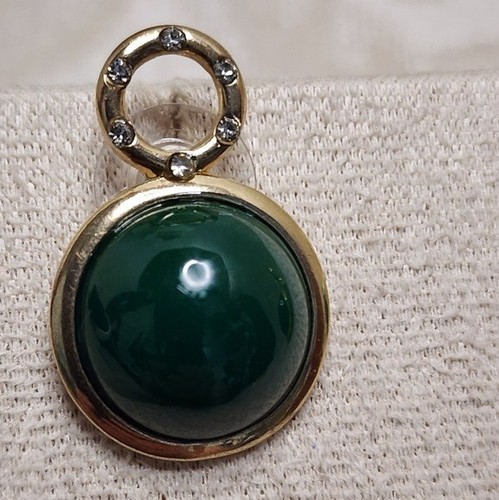 VINTAGE 1980S MARLYN SCHIFF GREEN CABOCHON GOLD TONE CRYSTAL STATEMENT EARRINGS - Picture 5 of 12