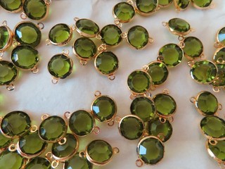 36 West German round Channel set 2 loop drops 47ss Olivine/brass