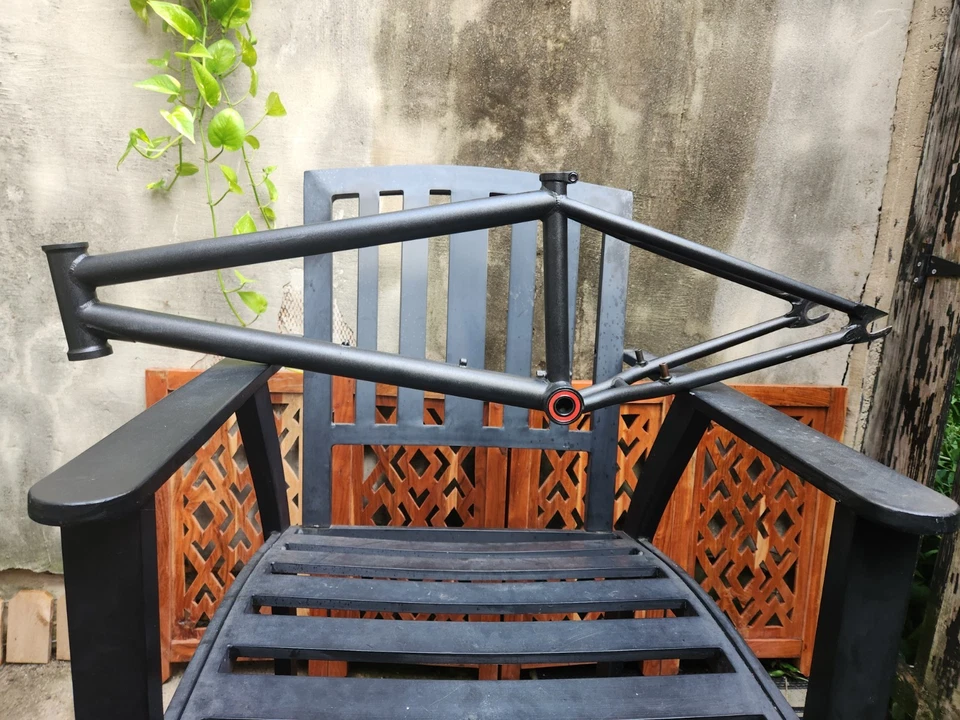 S&M Black Magic 21,5» рамка metallica черный + 22 мм bb - Изображение 2 из 4