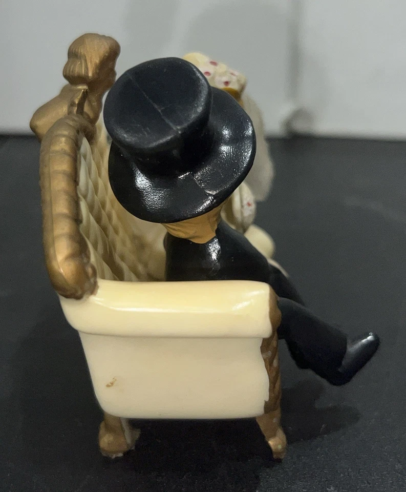 Decoración de pastel vintage Wilton boda novia y novio pareja en sofá 1970 Foto 4 de 4