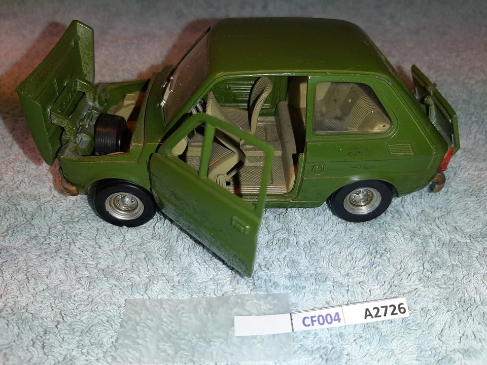 A2726 MODELLISMO AUTOMOBILE FIAT 126 VERDE POLITOYS S17 MANCA UN TERGICRISTALLO - Immagine 4 di 4