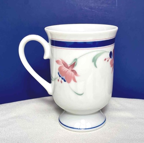 Princess House White Pedestal Mug Cup Flower Porcelain FUCHSIA Japan - Picture 5 of 7