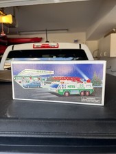 1996 Hess Fire Truck Emergency Truck New in Box