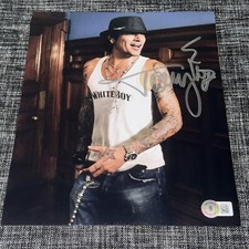 Axl Rose Among Rockers with Autographs in 2013 Topps Archives Baseball 16