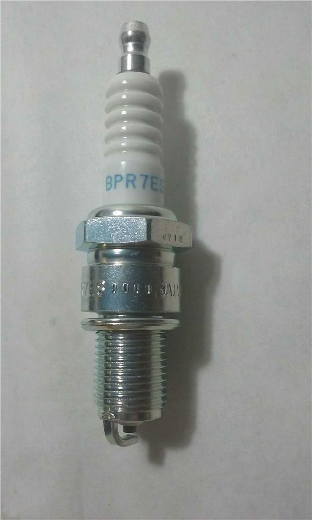 Honda 98079-57846 NGK BPR7ES Spark Plug Lot of 2
