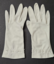 Women's Vintage White Nylon Dress Gloves Small 6.5 Embroidered Floral Accents
