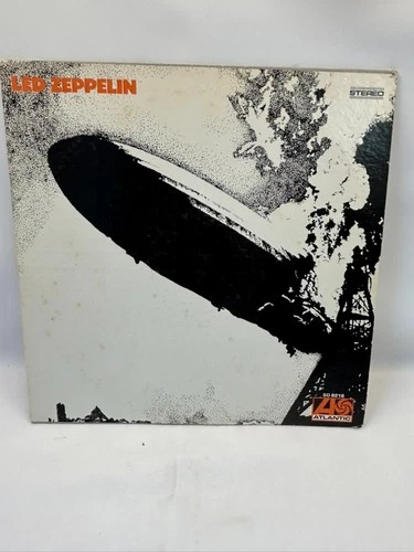 Lot of 2 Led Zeppelin, Vinyl LPs,