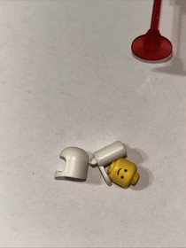 LEGO Classic Space set 6825 Cosmic Comet from 1985 vintage Legoland w/minifigure