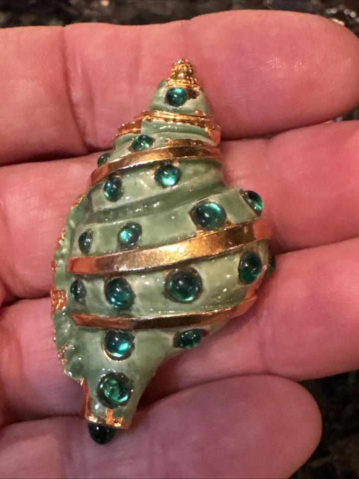 KJL Kenneth J Lane Green Enamel & Crystal Rhinestone Seashell Conch Pin Brooch - Image 2 of 4