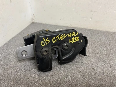 Range Rover L322 Lower Tailgate Lock Driver Side 51247016050 - Image 1 of 4