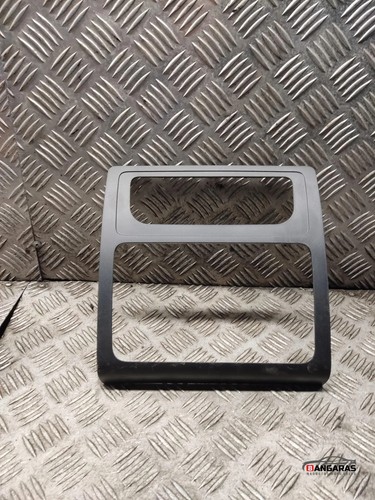 VW CADDY III Variant 2KB, 2KJ, 2CB, 2CJ Musik-Player Verkleidung 32092905