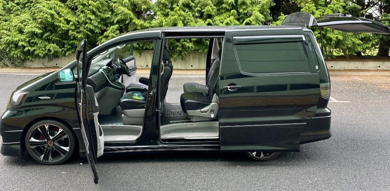 Unique Toyota Alphard, Full Toyota Racing Design (TRD) Body Kit, Twin Duel Exhaust