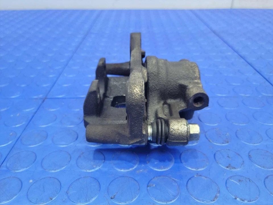 07-17 Jeep Compass Patriot Rear Brake Caliper Assembly Right Passenger Side OEM - Image 2 of 4