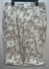 Women's Capri Pants White Tan size 16 M Riders by Lee