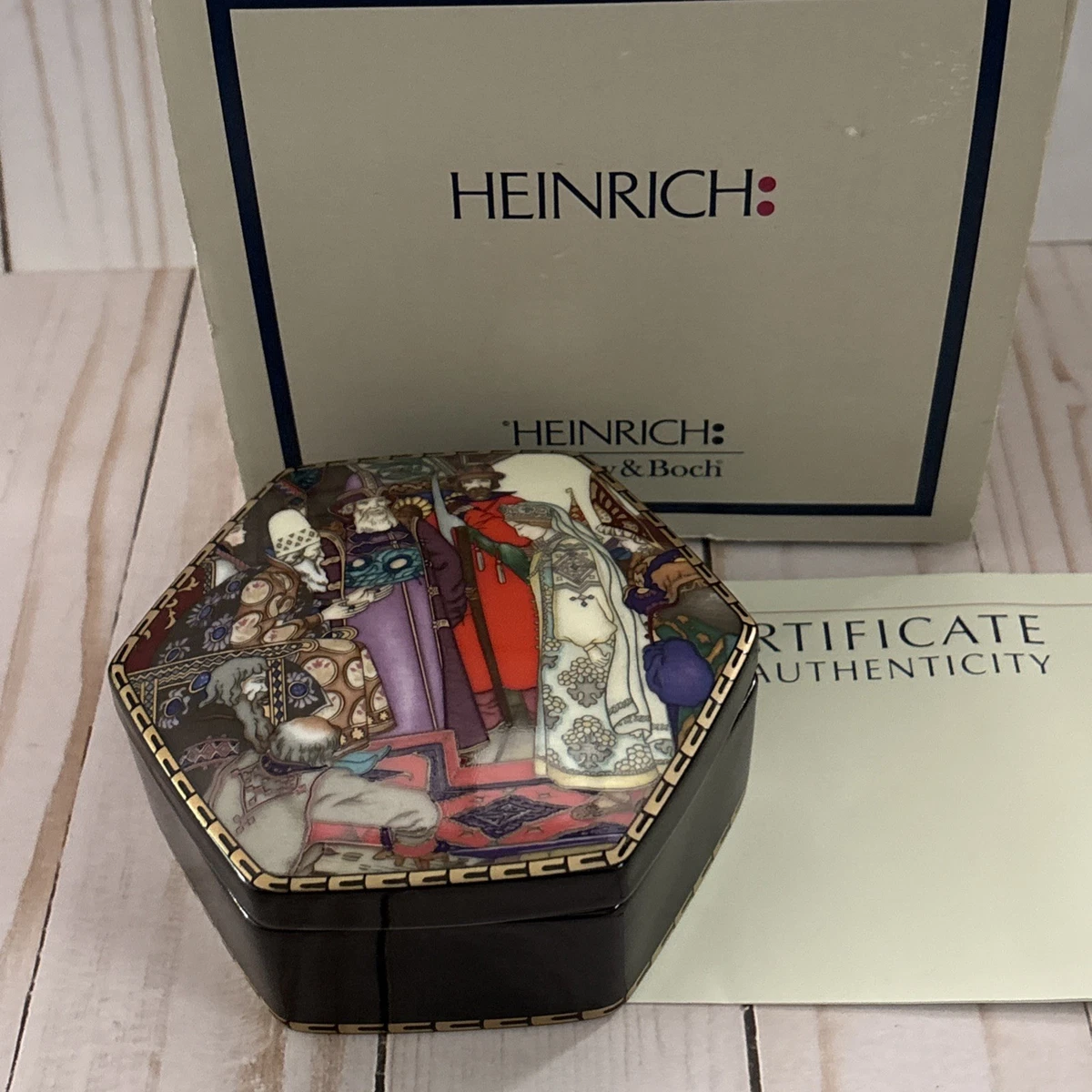 25+ Villeroy & Boch Collectible Boxes, Jars & Tins for sale