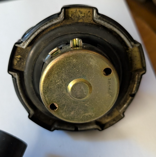 2002 Honda XR650L Genuine Ignition Key Lock Fuel Gas Cap Set fits 93-23 OEM - Picture 12 of 13