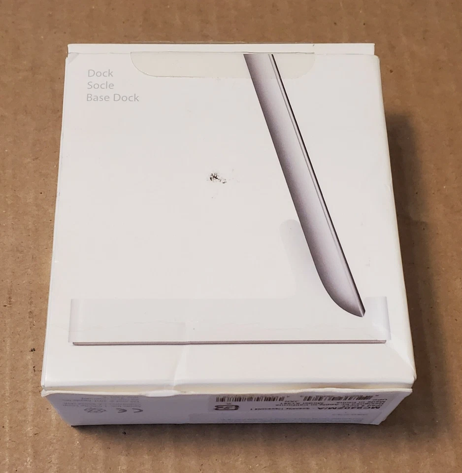 Apple MC940ZM/A iPad Dock for iPad 2/3   - Image 2 of 4