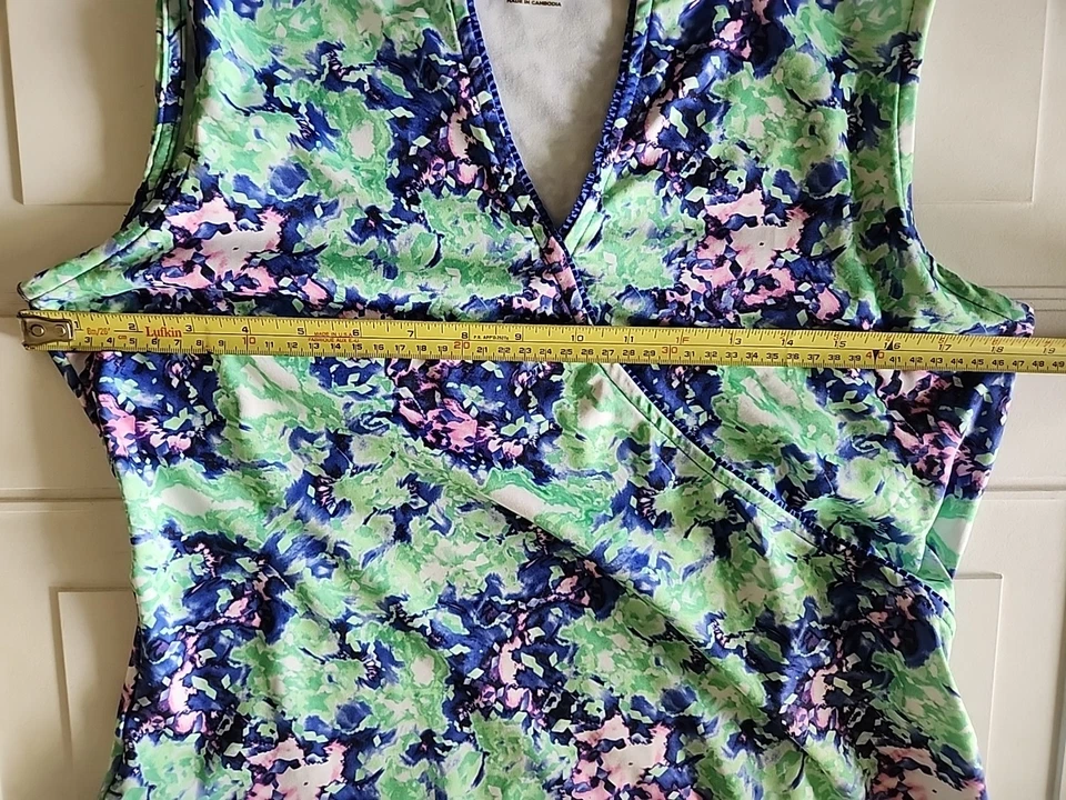 Vestido de golf EP Pro NY Bluebell azul floral desenfoque sin mangas bolsillos FPS-50 MEDIANO Foto 3 de 4