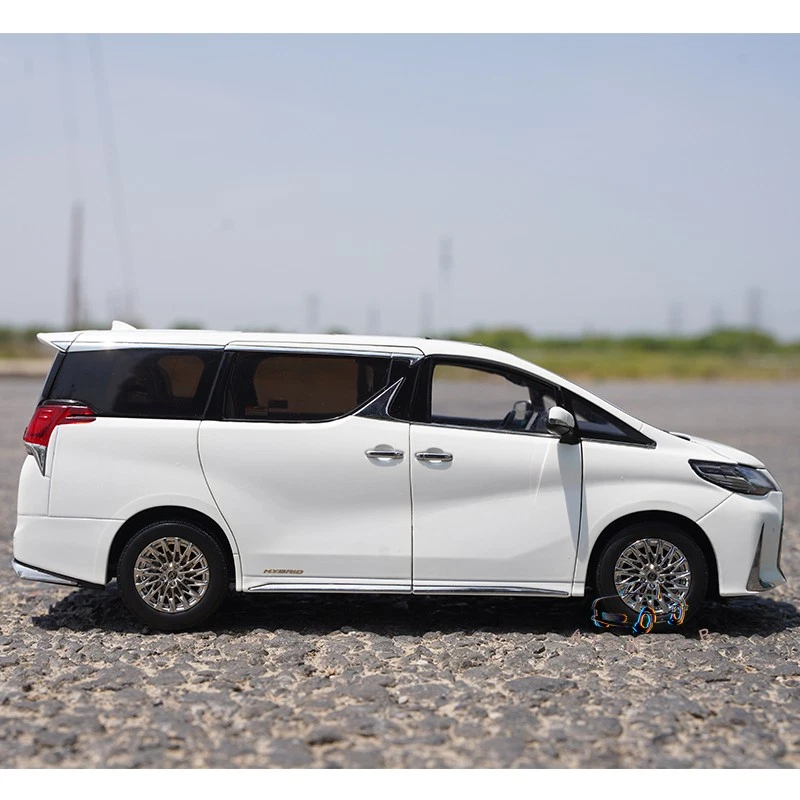 KYOSHO 1/18 Lexus LM300h simulation alloy car model gift collection ornament  - Image 2 of 4