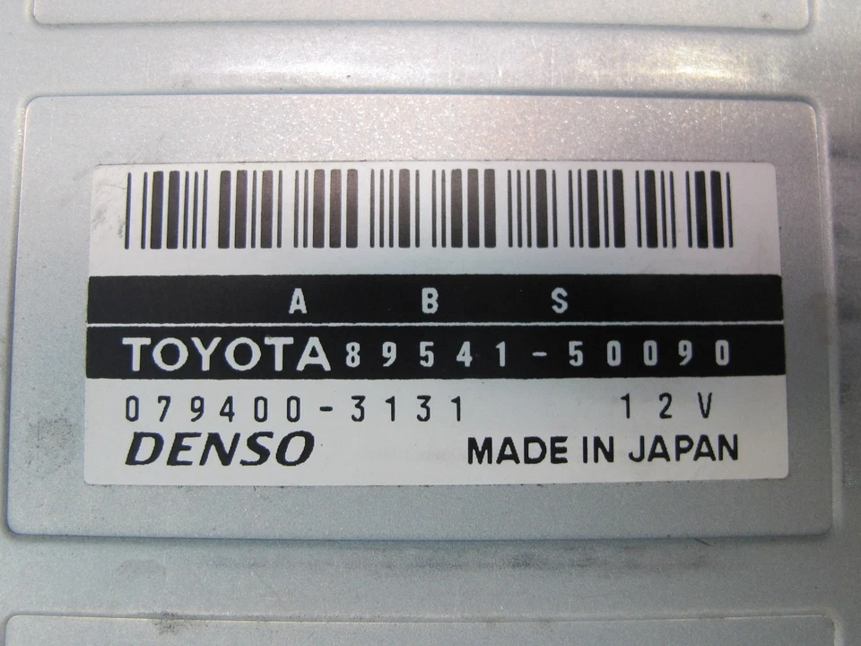 1997 TOYOTA CELSIOR LEXUS LS400 UCF20 CHASSIS ABS CONTROL MODULE UNIT NO TRC OEM - Image 3 of 4