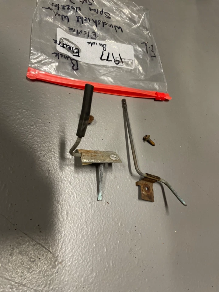 Buick Electra 1977 limpiaparabrisas limpiador líquido juego de boquillas chorro Foto 3 de 4