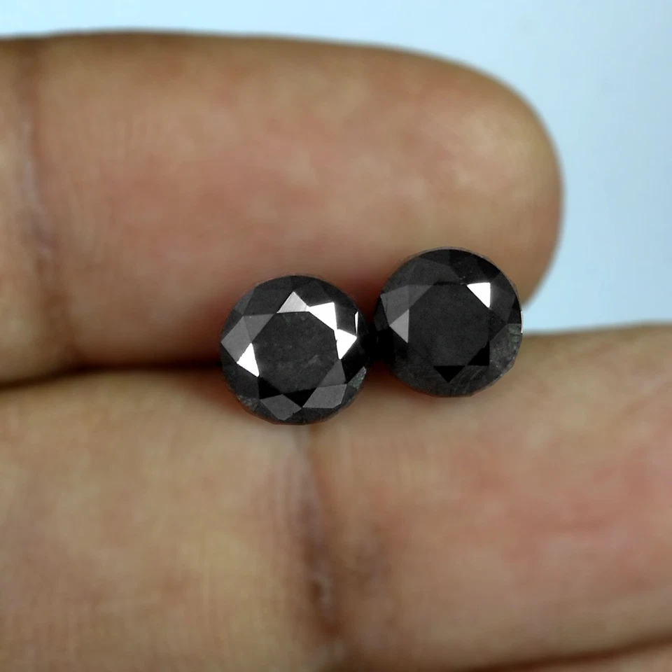 3.65cts Matching Pair Round Fancy Black Natural Earth Mined Loose Diamonds - Image 3 of 3