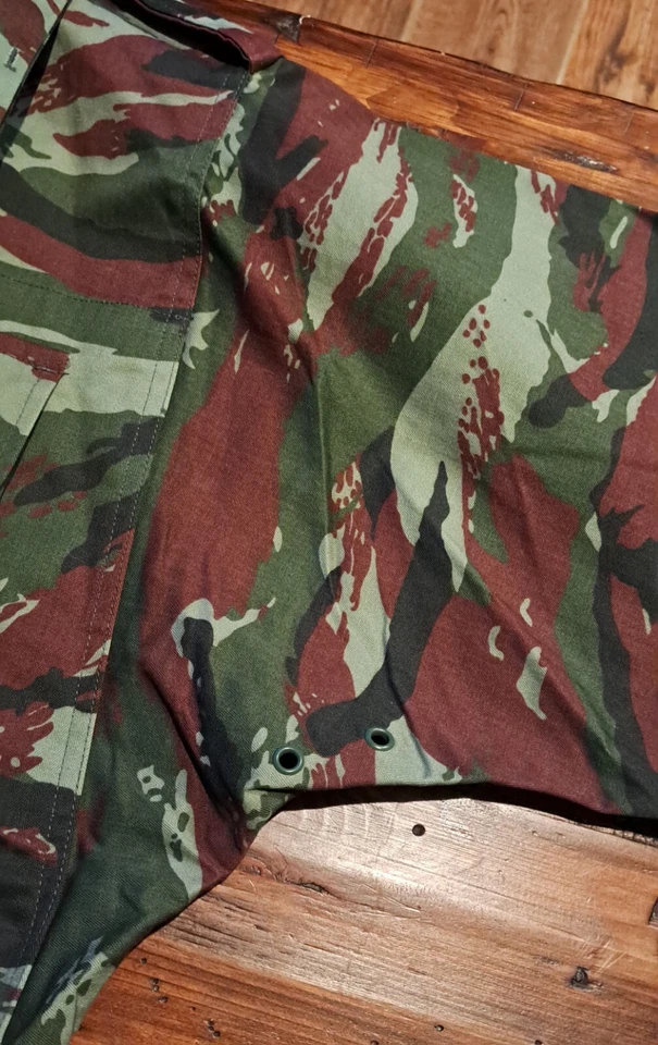 Camouflage Jacket With Elastic In Arms And Bottom Drawstring New - Image 4 of 4