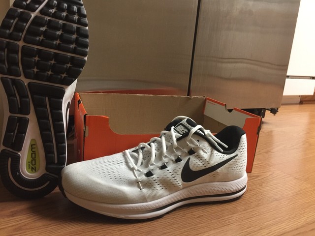 nike vomero 12 white