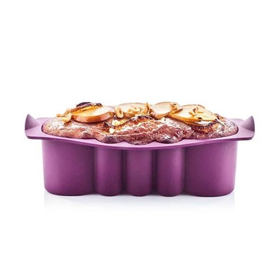 New Tupperware Silicone Baking Loaf Form Microwave and Oven Safe