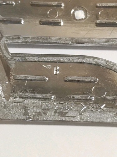 2788 EMBLEMA LOGO INSIGNIA PARA SUZUKI SWIFT 2017-2024 - Picture 4 of 4