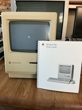 Apple Macintosh Plus 1MB Vintage Computer M0001A Powers On Floppy, Owners Guide