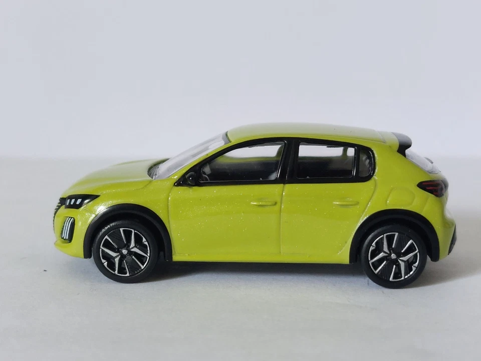 Norev Minijet 1/64 . Peugeot 208 2024 Vert Agueda . Neuf Avec Sa boite . - Photo 2/4