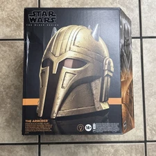 Star Wars The Black Series The Armorer Premium Electronic Helmet (damaged Box)