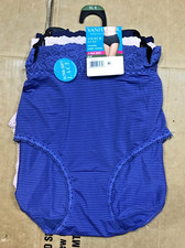 Vanity Fair Radiant Light Luxe 3 Pack Brief Lace Panties Size XL/8 B21