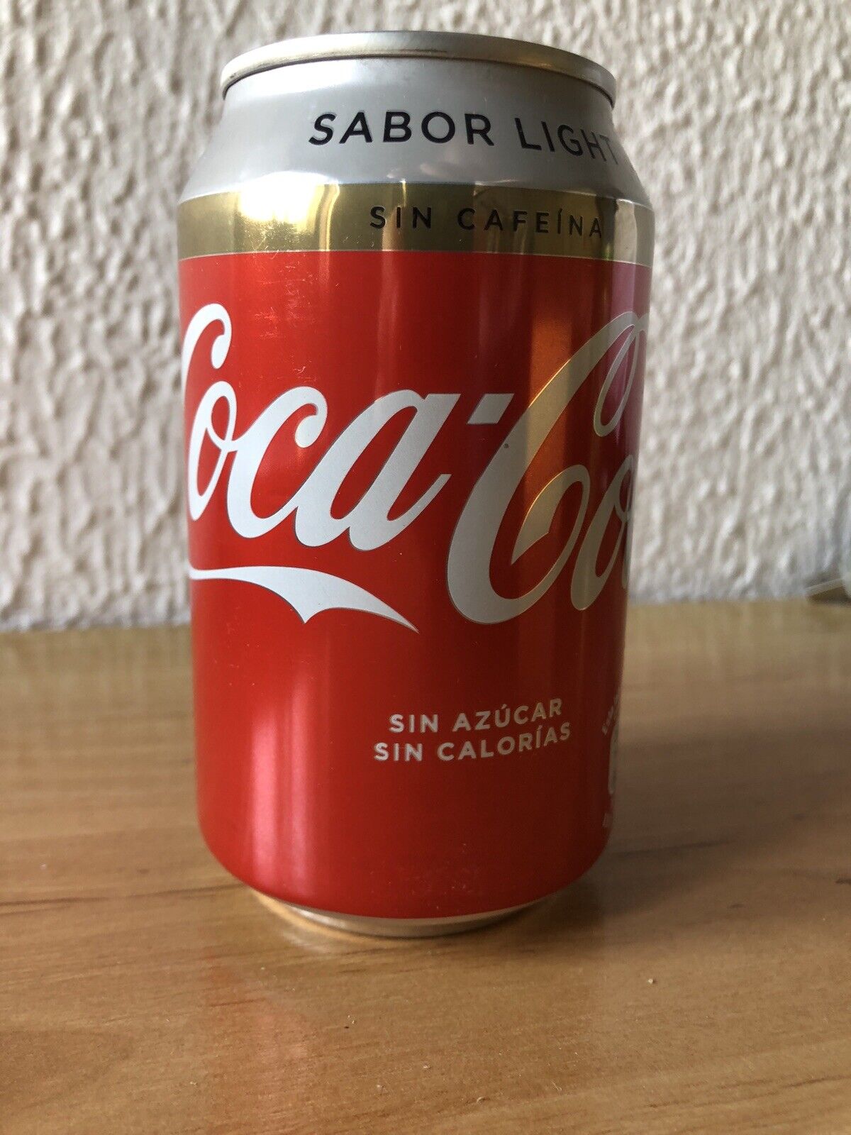 Lata de Coca Cola Light Din Cafeína sin abrir  Spain