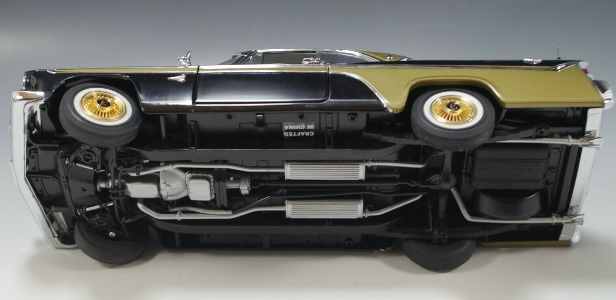 DANBYRY MINT 1956 DESOTO ADVENTURER CAR BLACK/GOLD 1:24 SCALE DIE