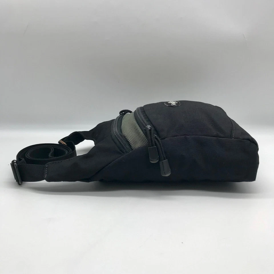 Bandolera Eagle Creek negra con doble cremallera Foto 4 de 4