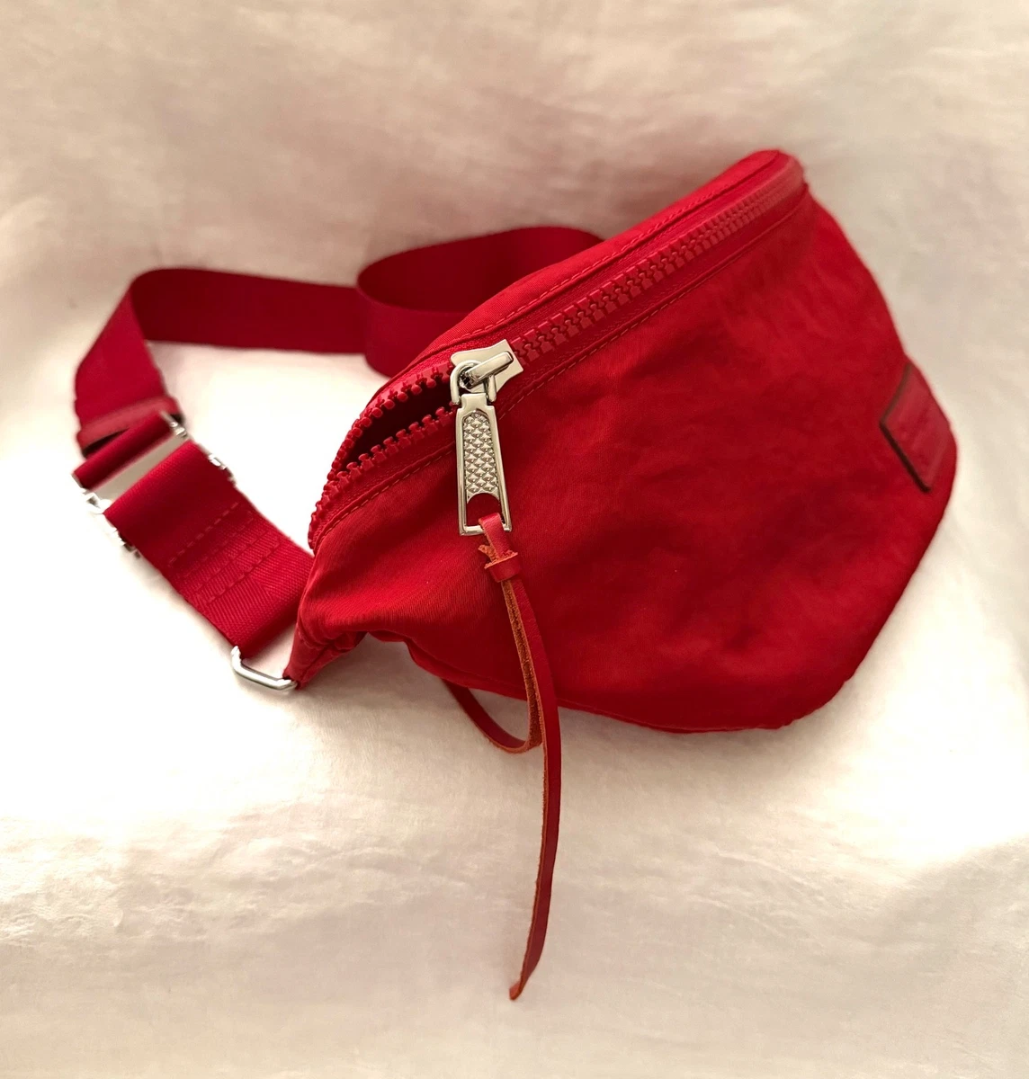 NWT REBECCA MINKOFF NYLON belt bag bone‎ Fanny pack NWT REBECCA MINKOFF NYLON belt bag‎ bone Fanny pack main image 2