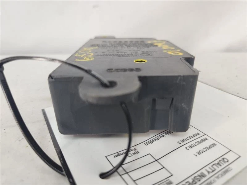 Chasis ECM antirrobo antirrobo disuasivo compatible con 93-99 OCHENTA OCHO 3790430 Foto 4 de 4